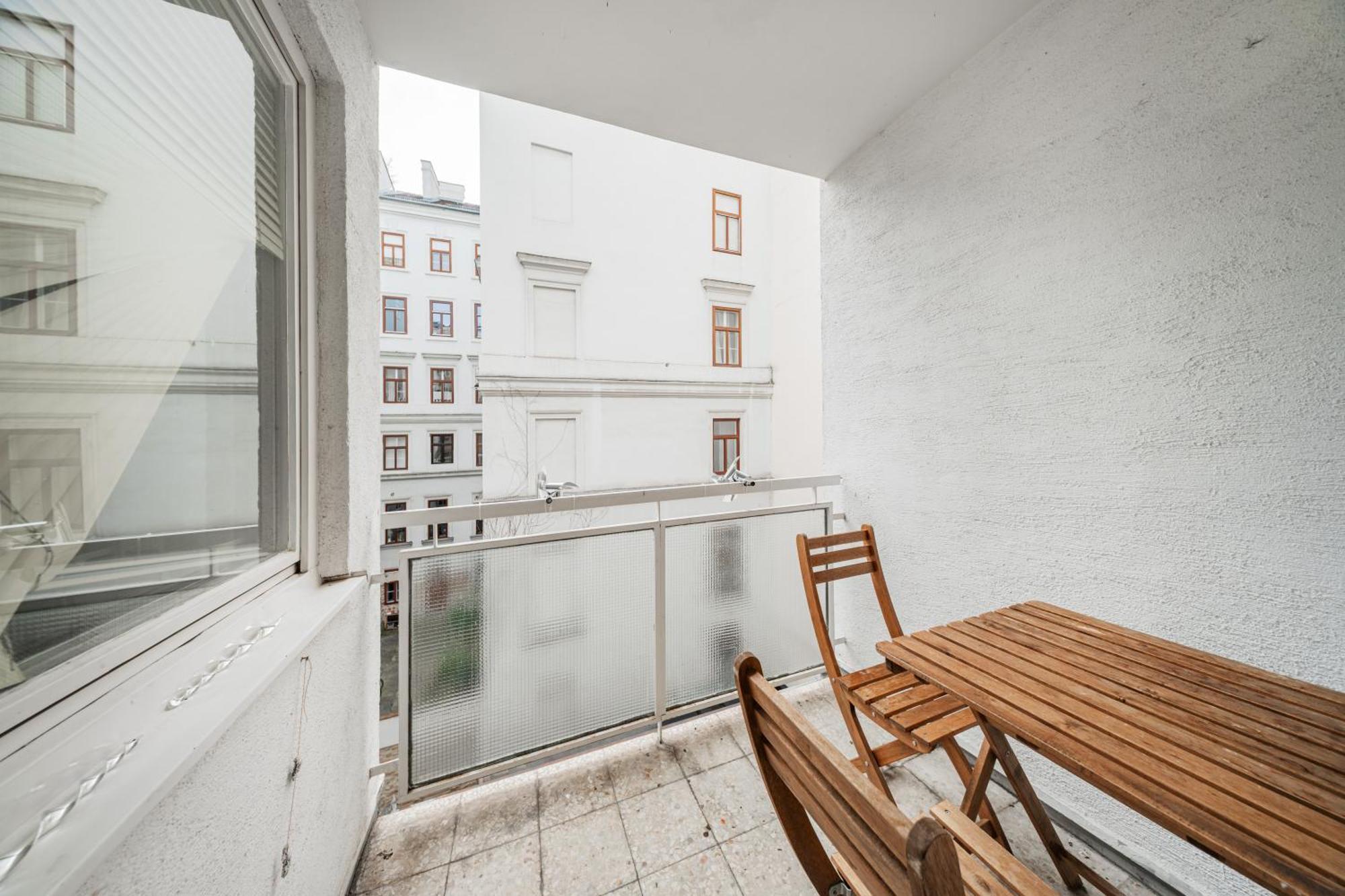 Studio Next To Karlskirche Viena Quarto foto